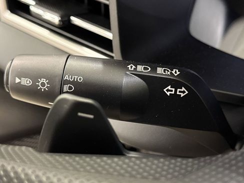 New 2026 Mitsubishi Outlander ES FWD image 16