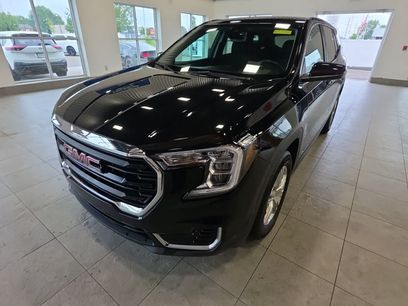 Used 2023 GMC Terrain SLE