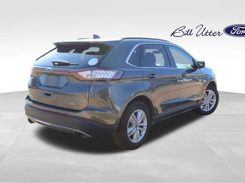 Used 2018 Ford Edge SEL image 5