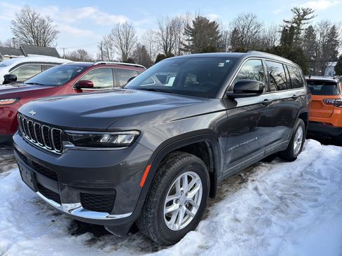 Used 2022 Jeep Grand Cherokee L Laredo w/ Luxury Tech Group I image 4