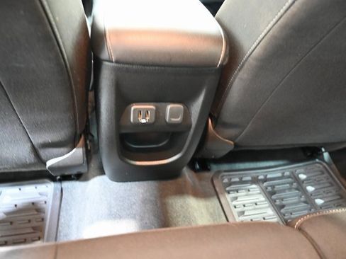 Used 2021 Chevrolet Colorado LT w/ LT Convenience Package image 27