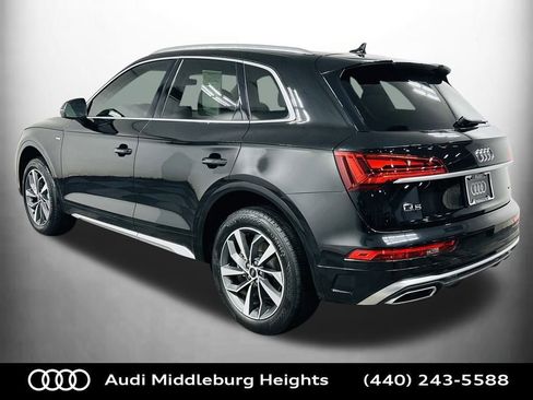 Certified 2023 Audi Q5 2.0T Premium w/ Convenience Package image 6