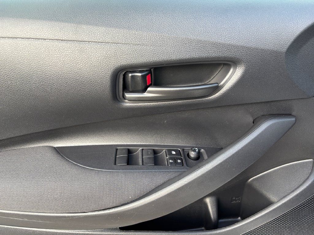 Used 2024 Toyota Corolla LE FWD image 23