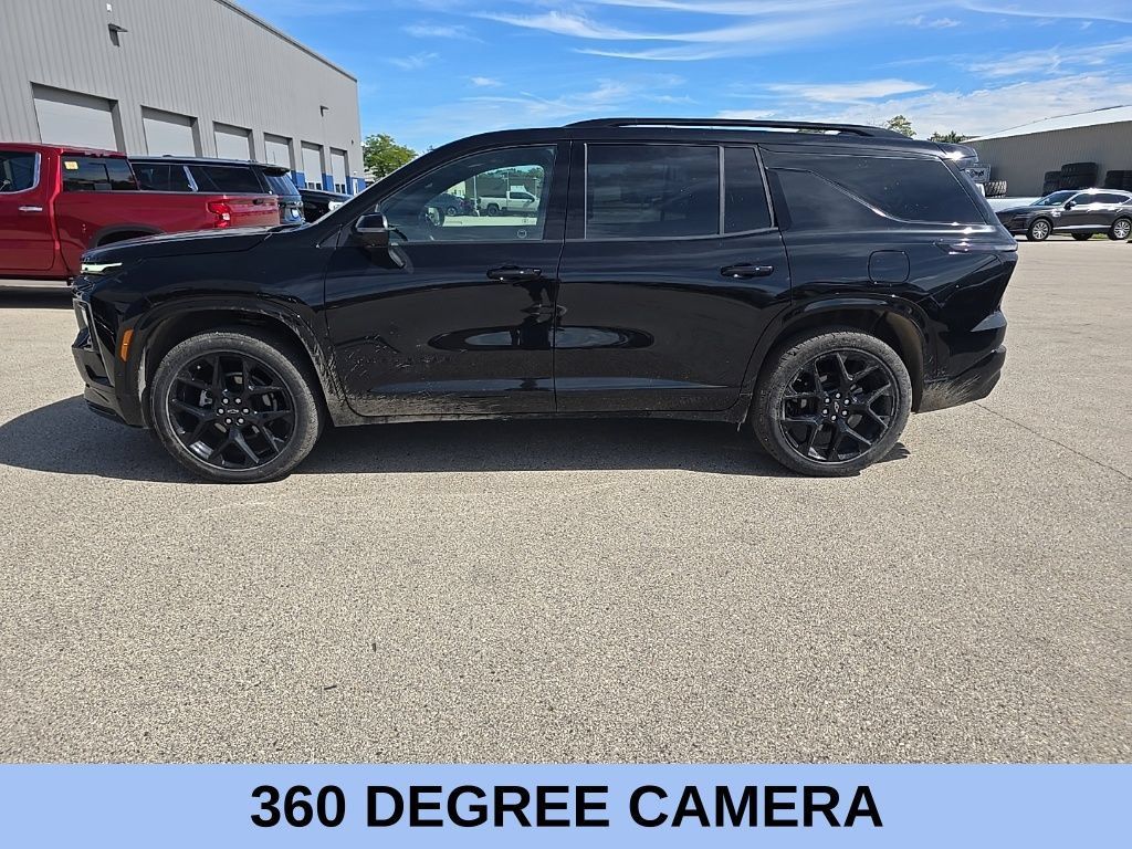 Used 2026 Chevrolet Traverse RS AWD/4WD image 3