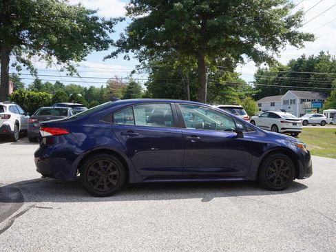 Used 2020 Toyota Corolla LE FWD image 7