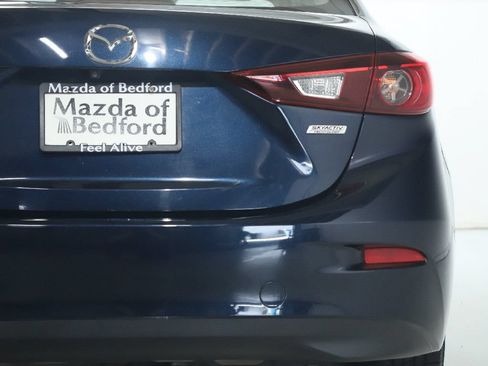 Used 2016 MAZDA MAZDA3 i Sport FWD image 41