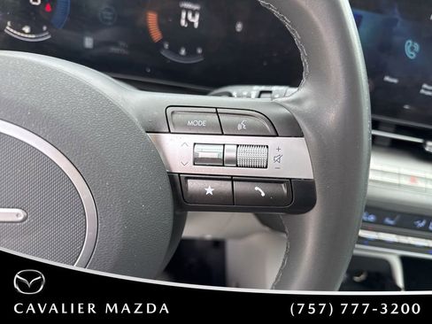 Used 2024 Hyundai Kona SEL AWD/4WD image 15
