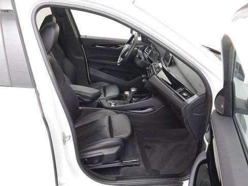 Used 2017 BMW X1 xDrive28i image 21