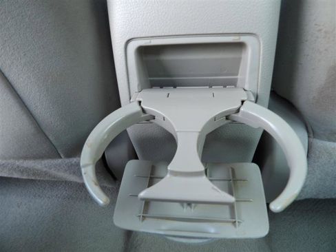 Used 2010 Toyota Corolla LE image 13