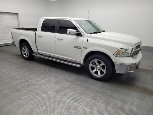 Used 2017 RAM 1500 Laramie w/ Convenience Group image 11