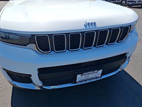 Certified 2021 Jeep Grand Cherokee L Laredo w/ Luxury Tech Group I AWD/4WD image 29