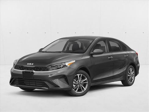 Used 2023 Kia Forte LXS w/ LXS Technology Package FWD image 1