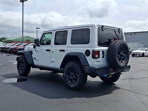 Used 2023 Jeep Wrangler Unlimited w/ Sun & Screen Package AWD/4WD image 4