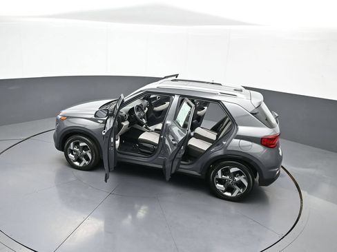 Certified 2024 Hyundai Venue SEL FWD image 44