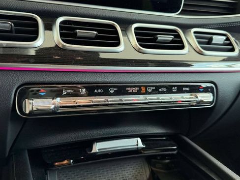 Used 2023 Mercedes-Benz GLS 450 4MATIC image 30