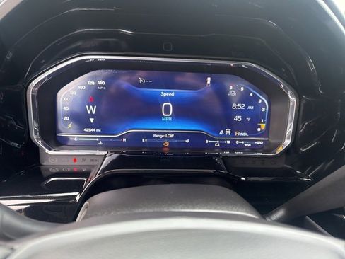 Used 2024 Chevrolet Silverado 1500 LT image 13