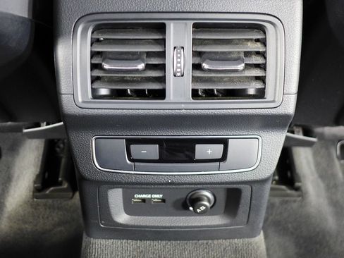 Used 2022 Audi SQ5 Premium Plus w/ Premium Plus Package image 24