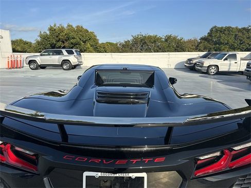 Used 2021 Chevrolet Corvette Stingray Preferred Conv w/ Z51 Performance Package image 37