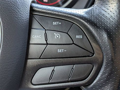 Used 2020 Dodge Challenger SXT w/ Plus Package image 23