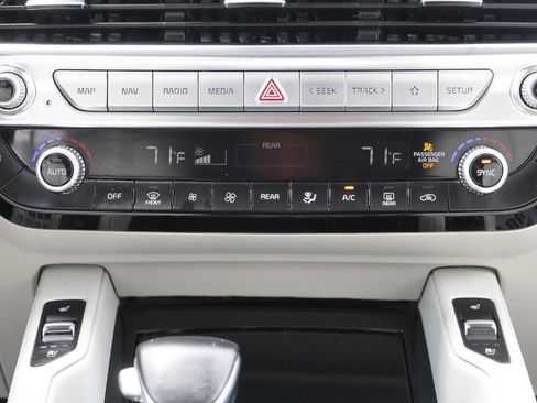 Used 2022 Kia Telluride EX w/ EX Premium Package image 22