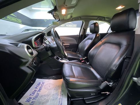 Used 2017 Chevrolet Sonic Premier image 17