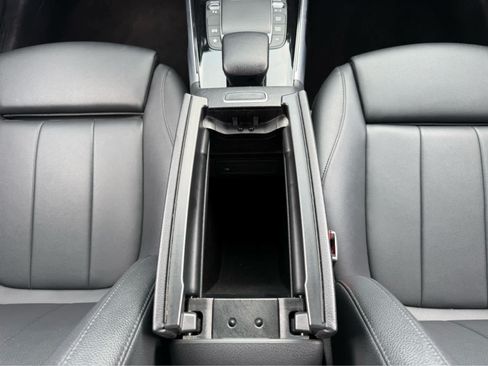 Used 2023 Mercedes-Benz GLB 250 4MATIC image 28