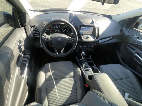 Used 2019 Ford Escape SE image 15