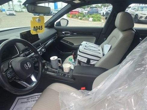 Used 2023 Honda Civic Sport Touring image 3