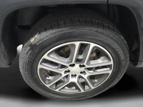 Used 2017 Jeep Compass Latitude w/ Safe & Security Group image 20