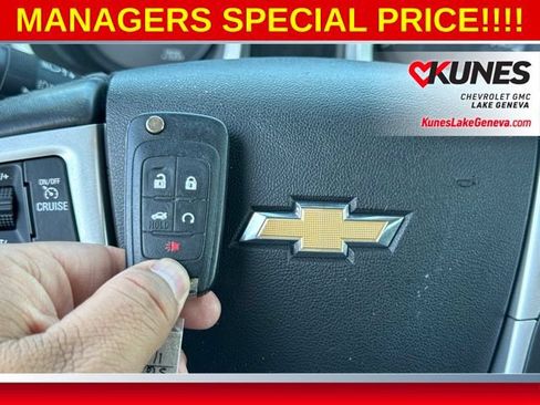 Used 2017 Chevrolet Equinox Premier w/ Enhanced Convenience Package AWD/4WD image 40