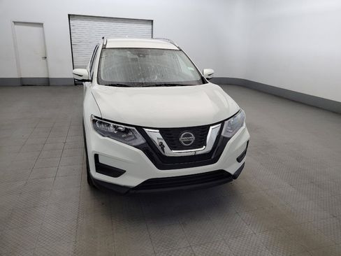 Used 2019 Nissan Rogue SV AWD/4WD image 14