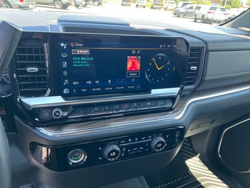 Certified 2023 Chevrolet Silverado 1500 LT AWD/4WD image 17