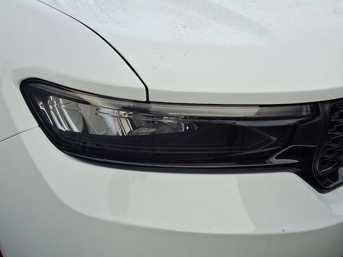 New 2025 Jeep Grand Cherokee Limited image 3