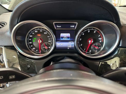 Used 2019 Mercedes-Benz GLS 550 4MATIC image 23