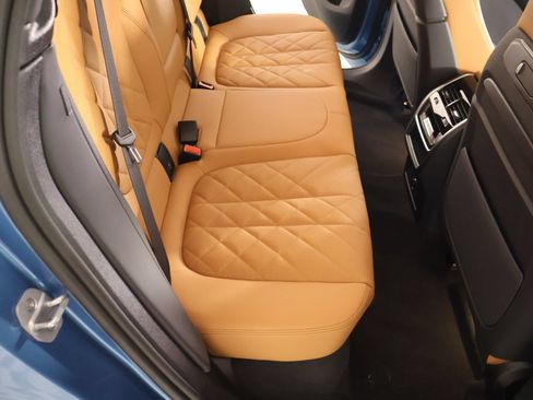 New 2027 BMW X6 xDrive40i w/ Executive Package AWD/4WD image 13