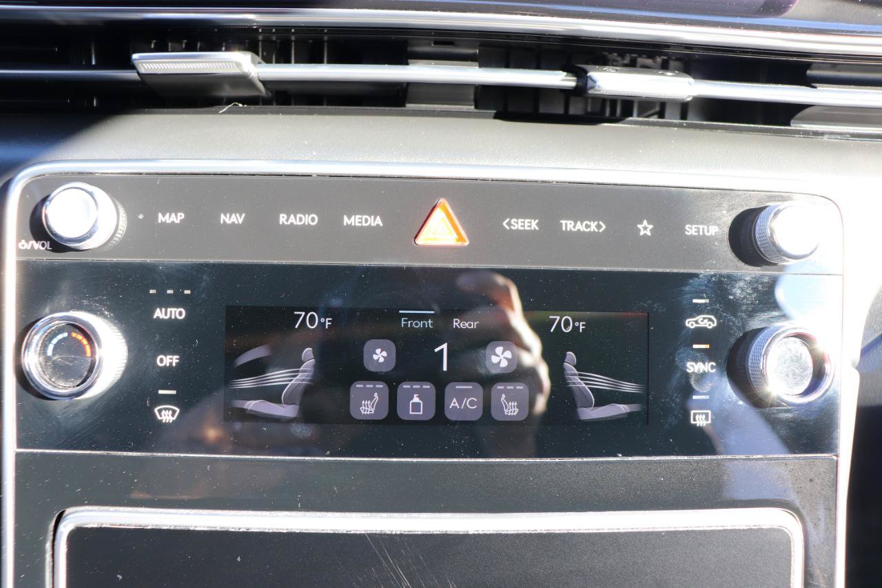 Used 2025 Genesis GV80 2.5T Standard AWD/4WD image 37