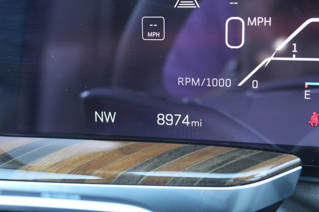 Used 2025 Cadillac Escalade Sport Platinum w/ LPO, ONYX Package AWD/4WD image 26