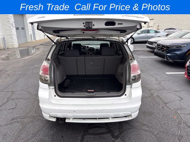Used 2006 Toyota Matrix XR w/ Extra Value Pkg 2 FWD image 10