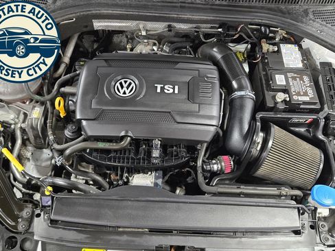 Used 2019 Volkswagen Jetta GLI Autobahn FWD image 38
