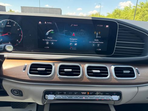 Used 2021 Mercedes-Benz GLE 350 4MATIC image 12