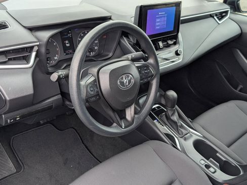 Used 2024 Toyota Corolla LE image 14