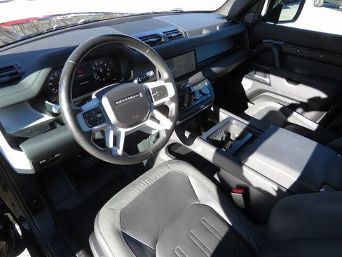 Used 2020 Land Rover Defender 110 S image 11