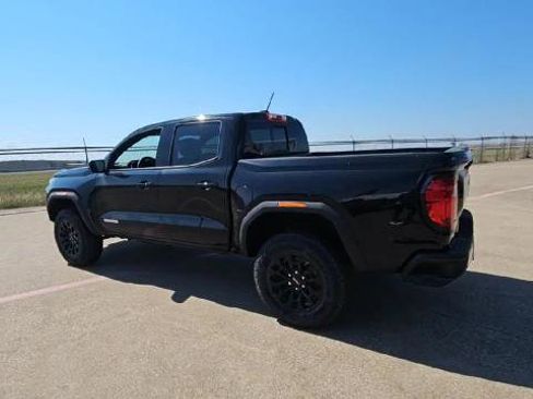 New 2026 GMC Canyon Elevation w/ Convenience Package image 38