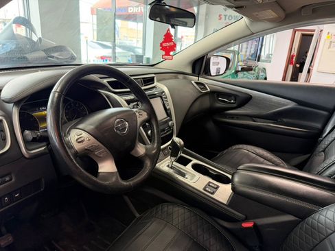 Used 2018 Nissan Murano SV image 15