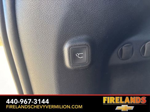 Used 2022 Jeep Cherokee Limited w/ Mopar Interior Package image 50