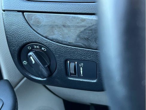 Used 2017 Dodge Grand Caravan SE w/ Power Window Group image 21