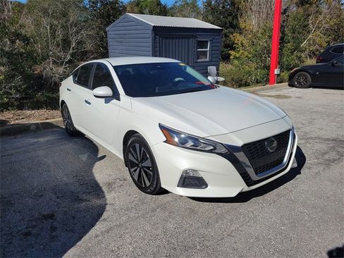 Used 2021 Nissan Altima 2.5 SV image 5