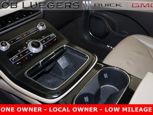 Used 2021 Lincoln Nautilus Reserve image 26