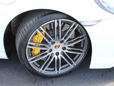 Used 2015 Porsche 911 Turbo S AWD/4WD image 42