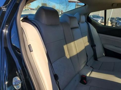 Used 2024 Nissan Altima 2.5 SL image 15